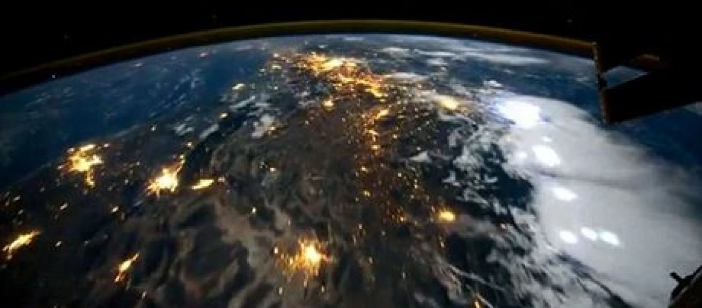 Εντυπωσιακές εικόνες: Ο γύρος του κόσμου σε 60 δεύτερα! (βίντεο)